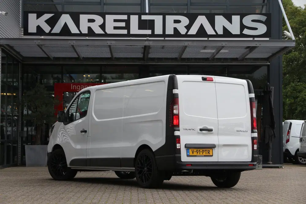 Renault Trafic 2.0 DCI 150 uit 2023, foto 2