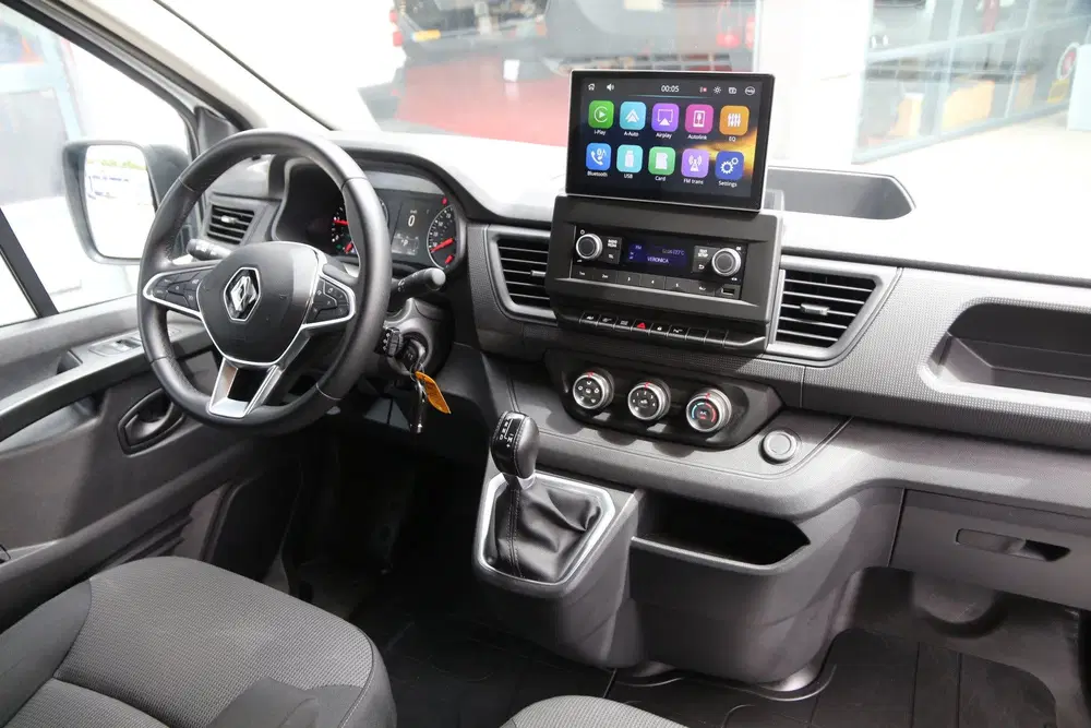 Renault Trafic 2.0 DCI 150 uit 2023, foto 5
