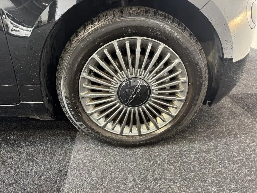 Fiat 500e SOH 95% uit 2022, foto 11