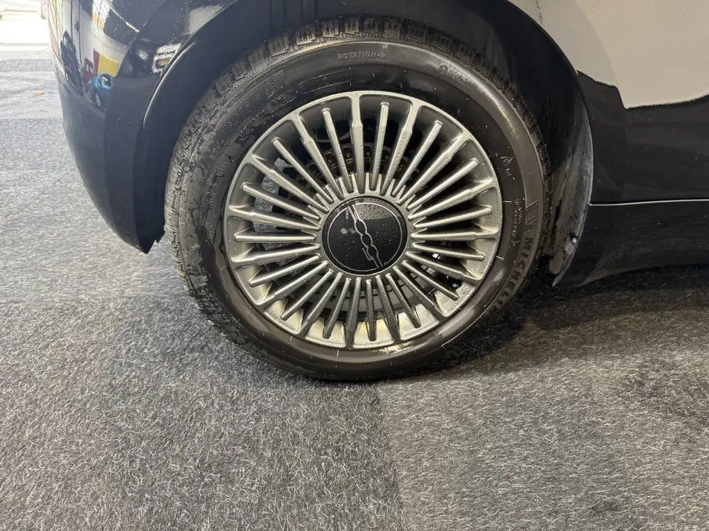 Fiat 500e SOH 95% uit 2022, foto 13