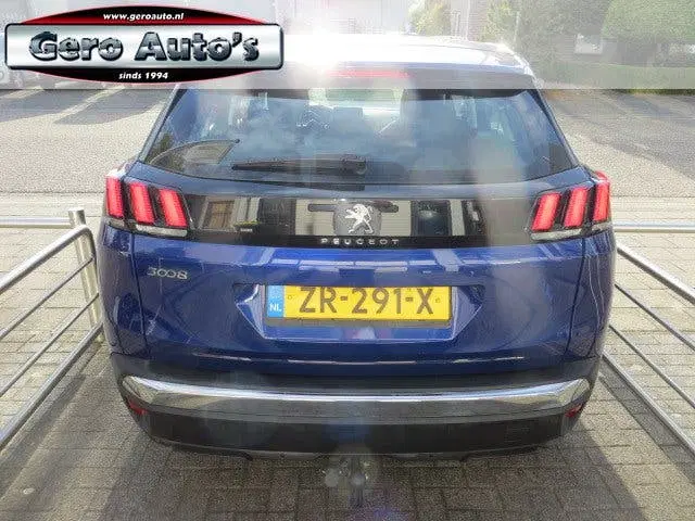 Peugeot 3008 1.2 PureTech Blue Lease Executive vol lede uit 2019, foto 5