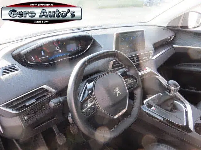 Peugeot 3008 1.2 PureTech Blue Lease Executive vol lede uit 2019, foto 6