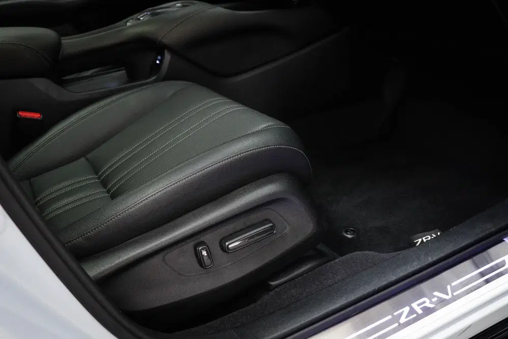 Honda ZR-V 2.0 e:HEV Advance uit 2024, foto 12