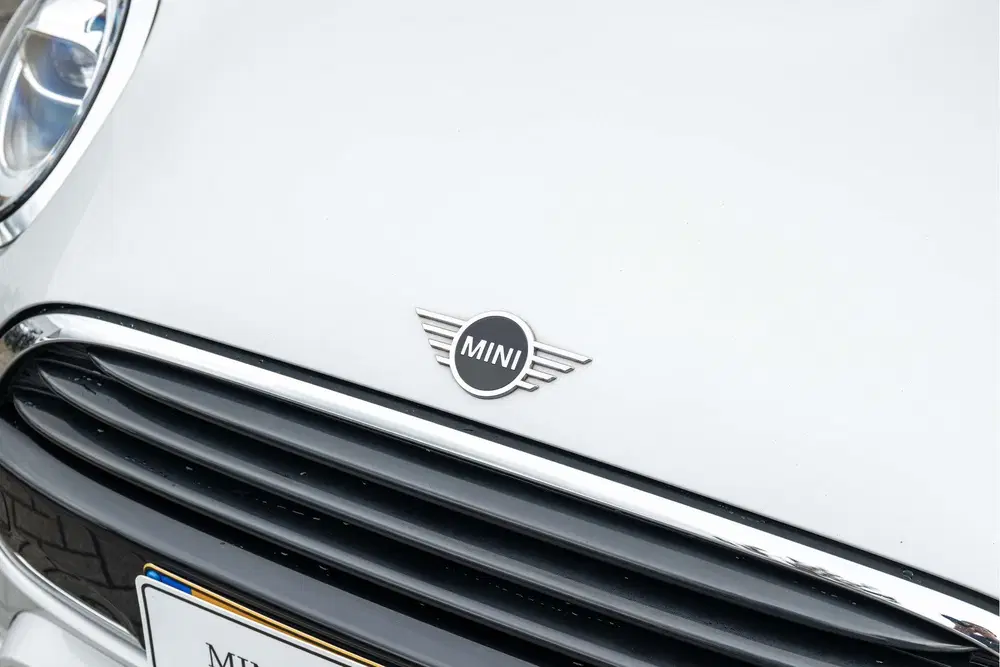 Mini Hatchback Cooper JCW uit 2019, foto 6