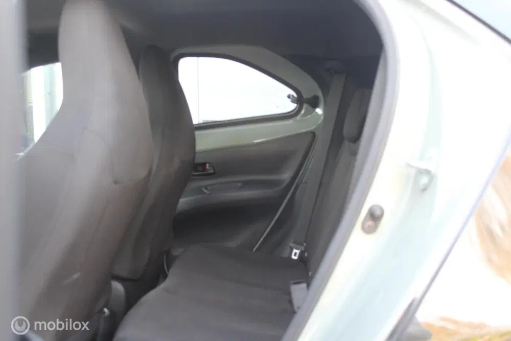 Toyota Aygo X 1.0 VVT-i MT Pulse ECC uit 2025, foto 14