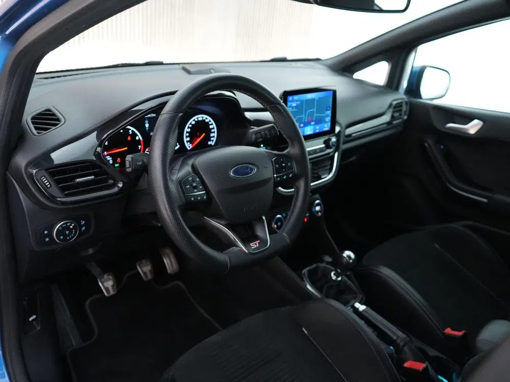 Ford Fiesta 1.5 200pk uit 2020, foto 3