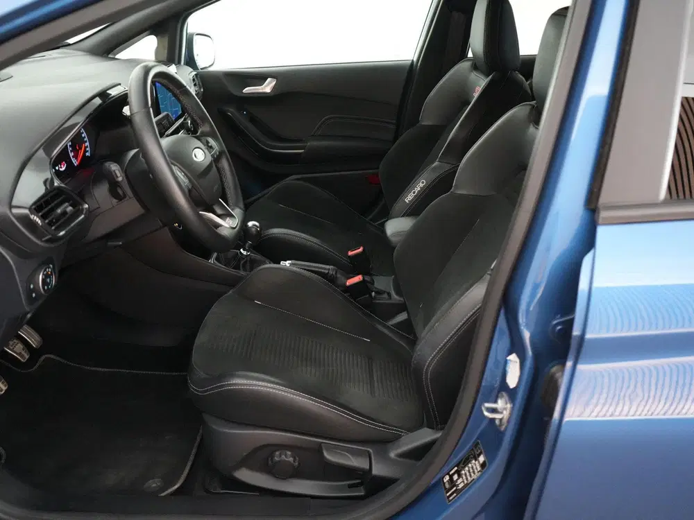 Ford Fiesta 1.5 200pk uit 2020, foto 4