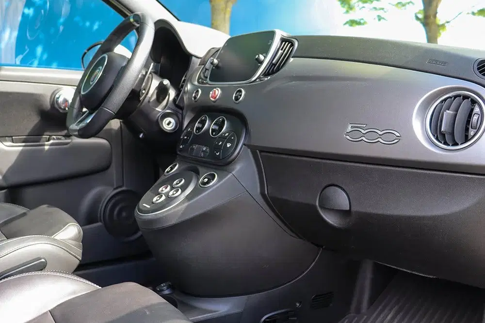 Fiat 500 1.4 T-Jet Abarth Turismo 165pk uit 2019, foto 11