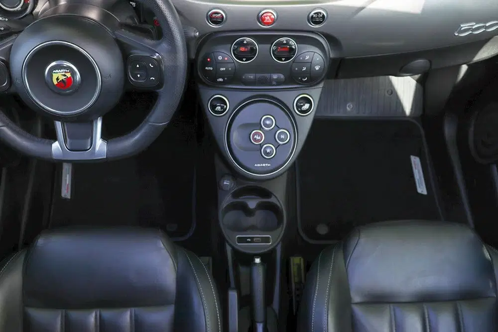 Fiat 500 1.4 T-Jet Abarth Turismo 165pk uit 2019, foto 13