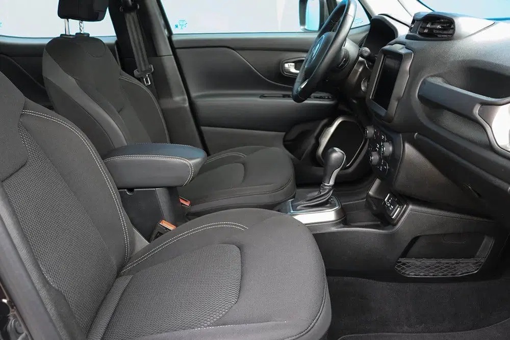 Jeep Renegade 1.3T Limited uit 2019, foto 11