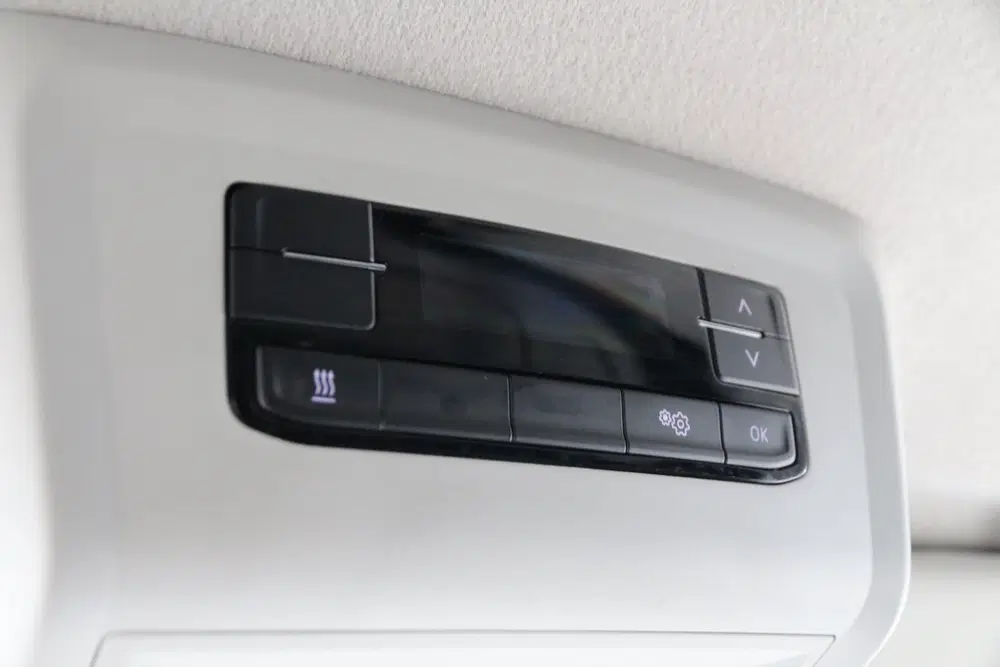 Volkswagen Transporter 2.0 TDI 150 uit 2022, foto 11