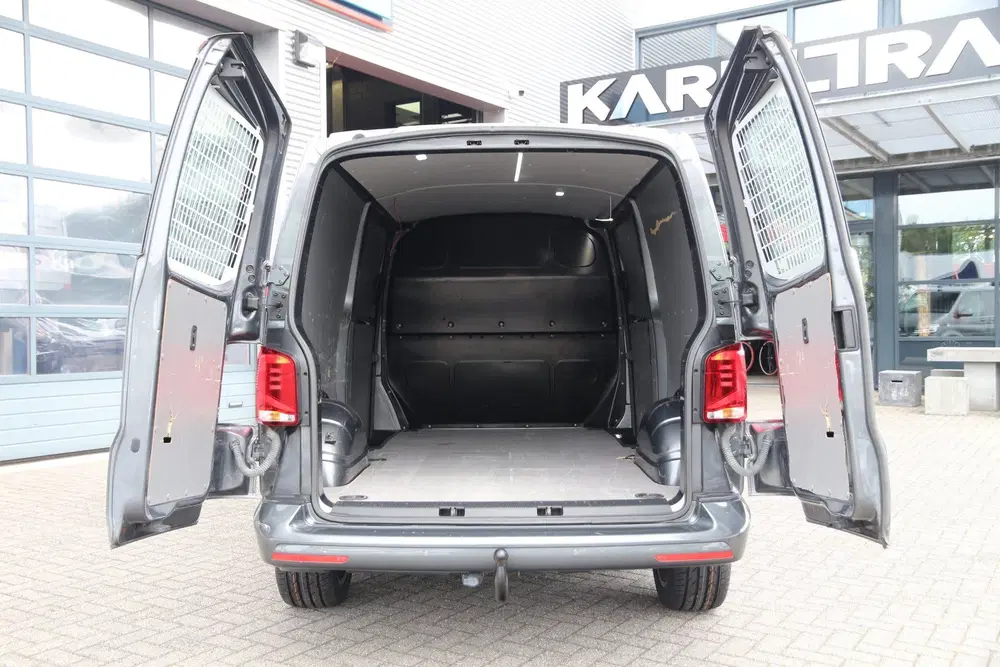 Volkswagen Transporter 2.0 TDI 150 uit 2022, foto 3