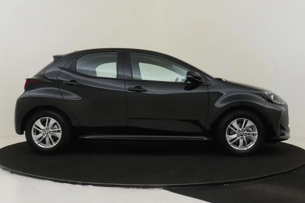 Toyota Yaris 1.5 HYBRID 115 ACTIVE -CAMERA uit 2026, foto 13
