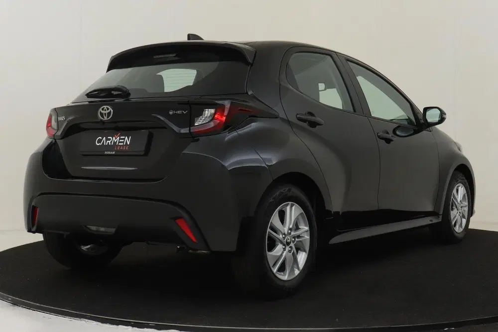 Toyota Yaris 1.5 HYBRID 115 ACTIVE -CAMERA uit 2026, foto 3