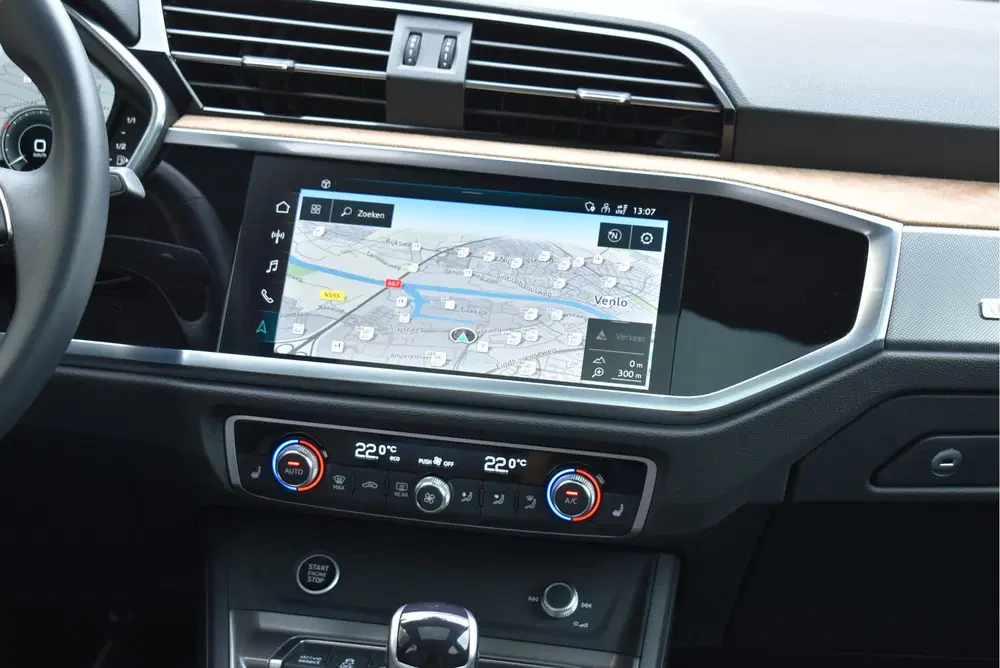 Audi Q3 45 TFSI e S-Line 245 Pk Pano Leder Sfeer T uit 2022, foto 12