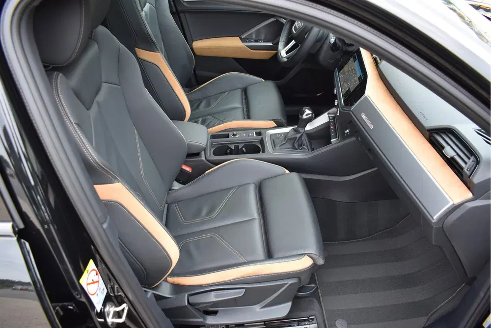 Audi Q3 45 TFSI e S-Line 245 Pk Pano Leder Sfeer T uit 2022, foto 14