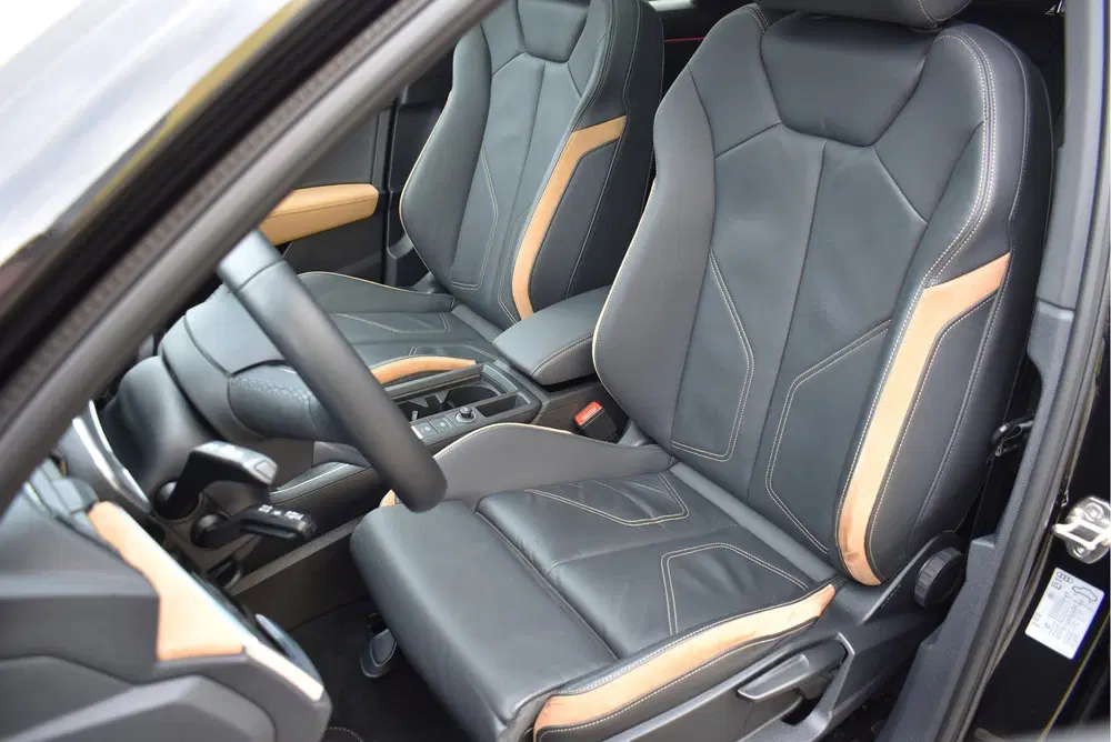 Audi Q3 45 TFSI e S-Line 245 Pk Pano Leder Sfeer T uit 2022, foto 2