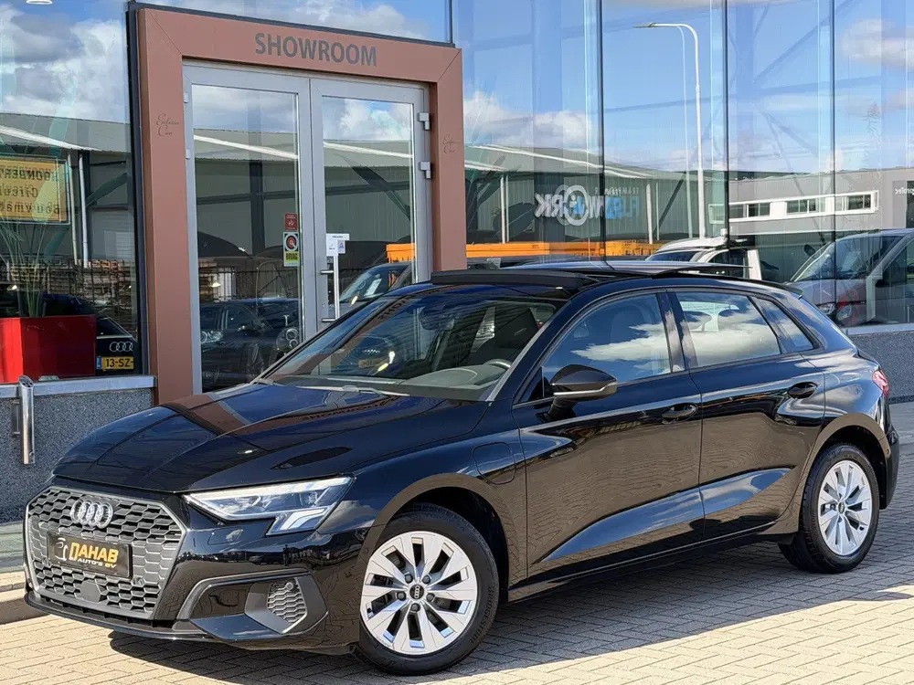 Audi A3 40 TFSI e Edition uit 2022, foto 3