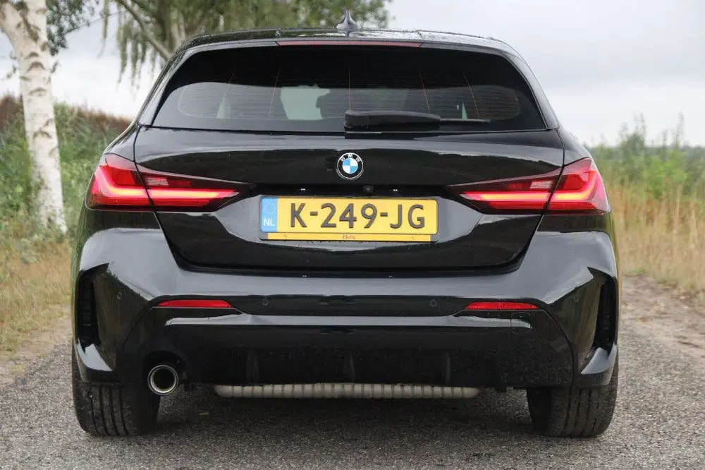 BMW 1-serie 118i AUT M-Sport volledig uit 2021, foto 10