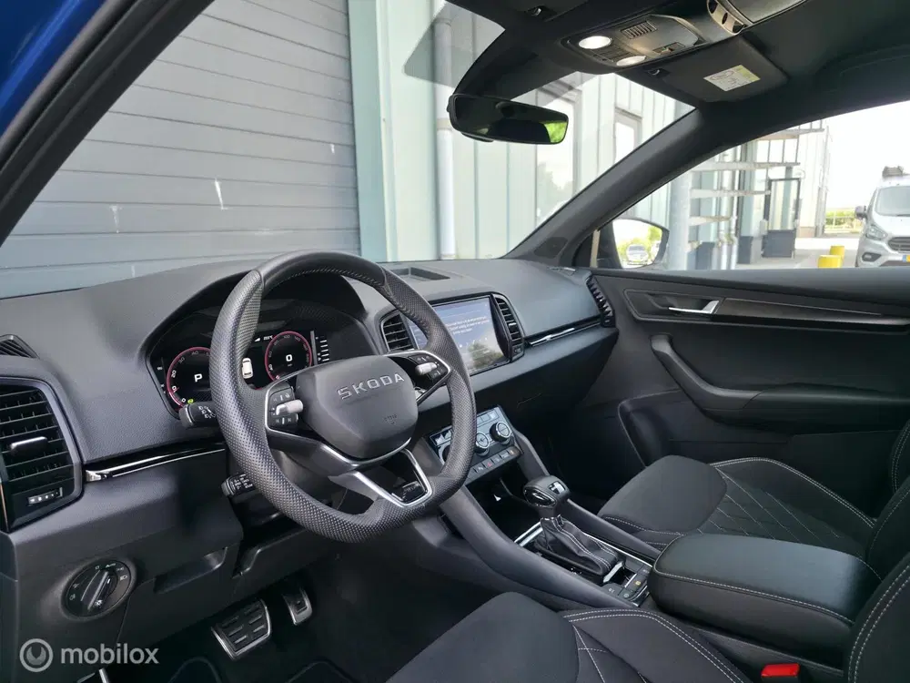 Skoda Karoq 1.5 TSI ACT Sportline uit 2025, foto 6