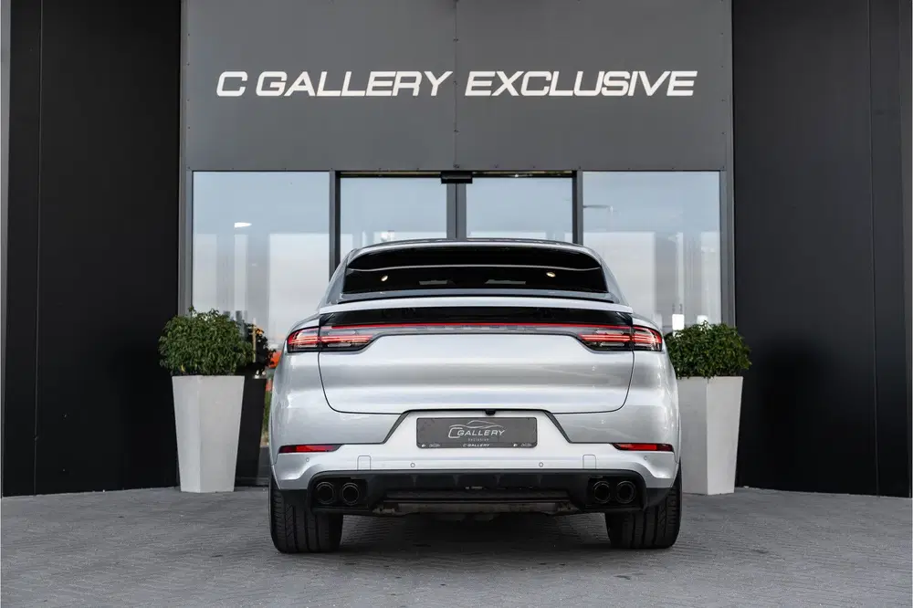 Porsche Cayenne Cayenne Coupé 3.0 E-Hybrid uit 2020, foto 6