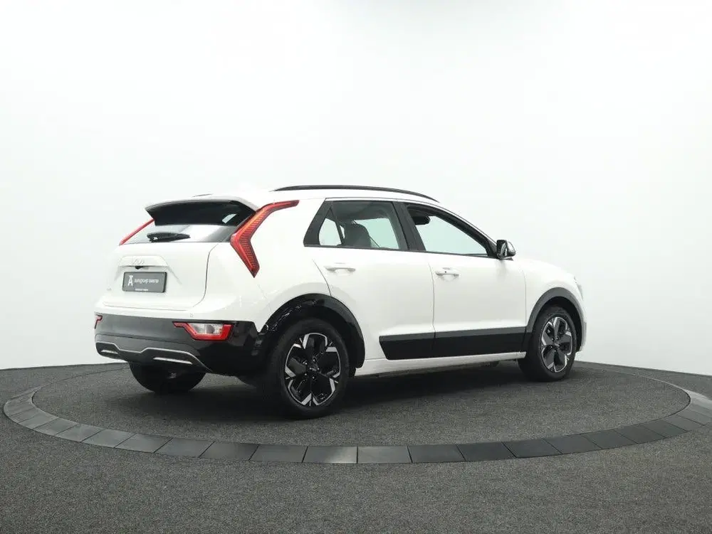 Kia Niro DynamicLine 64.8 kWh 204PK uit 2023, foto 2