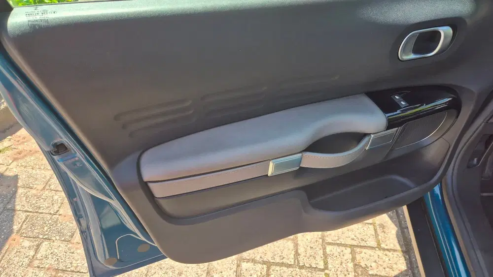 Citroën C4 Cactus Citroen C4 Cactus 1.5 BlueHDi Business-cam uit 2019, foto 9