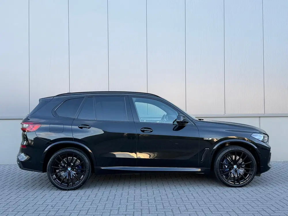 BMW X5 XDrive45e M-Sport uit 2022, foto 12