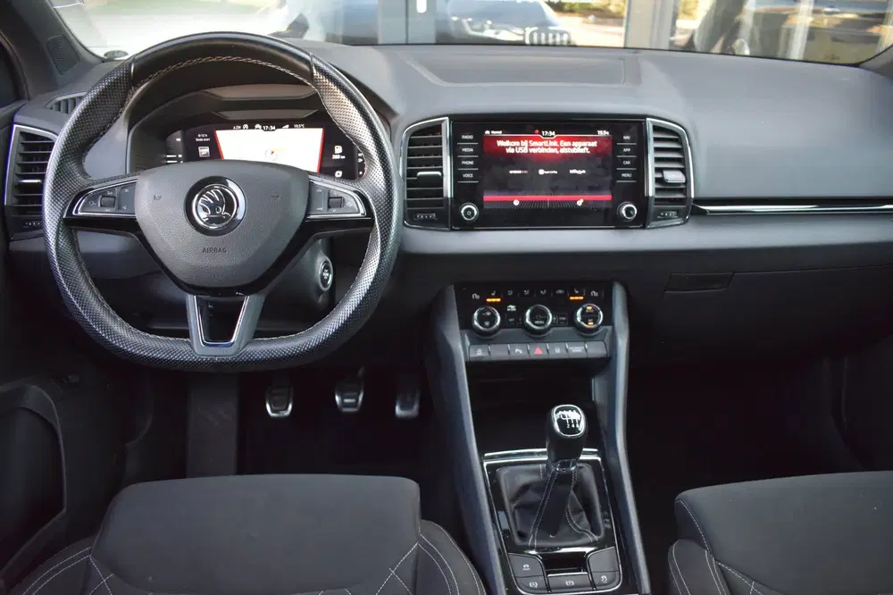 Skoda Karoq 1.5 TSI ACT Sportline uit 2020, foto 6