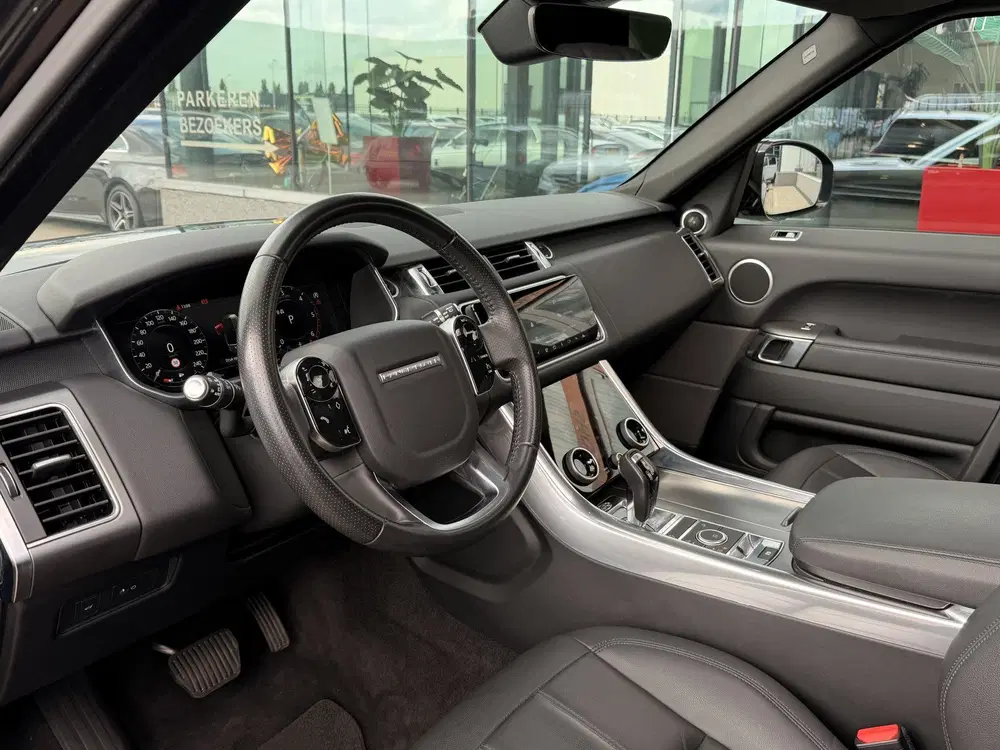 Land Rover Range Rover Sport 3.0 SDV6 BLACK EDITION uit 2019, foto 2