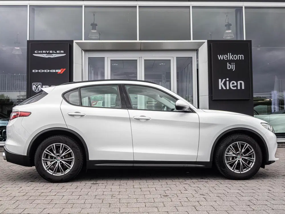 Alfa Romeo Stelvio 2.2d Super uit 2019, foto 4