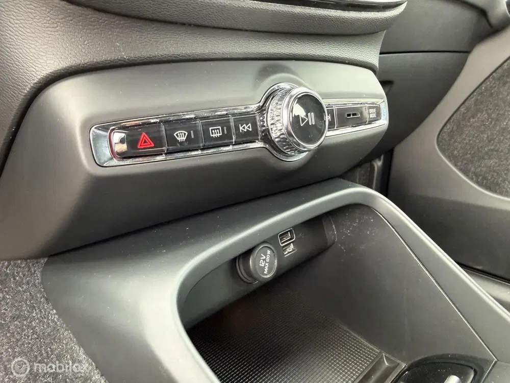 Volvo XC40 2.0 T4 R-Design 190PK LED uit 2019, foto 13