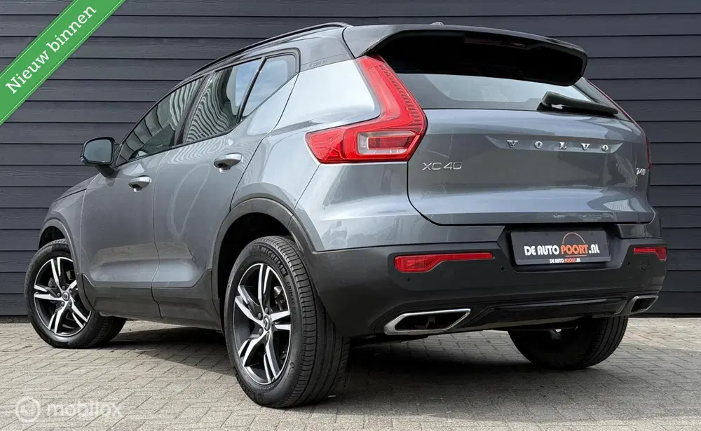 Volvo XC40 2.0 T4 R-Design 190PK LED uit 2019, foto 2