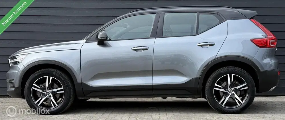 Volvo XC40 2.0 T4 R-Design 190PK LED uit 2019, foto 3