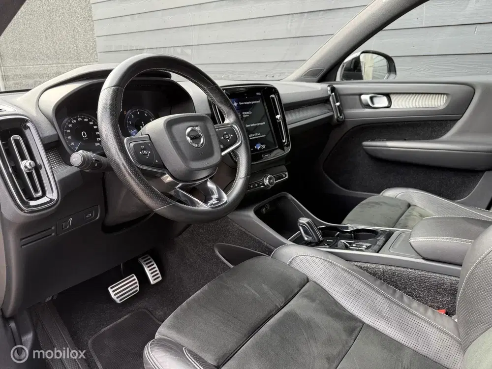 Volvo XC40 2.0 T4 R-Design 190PK LED uit 2019, foto 8