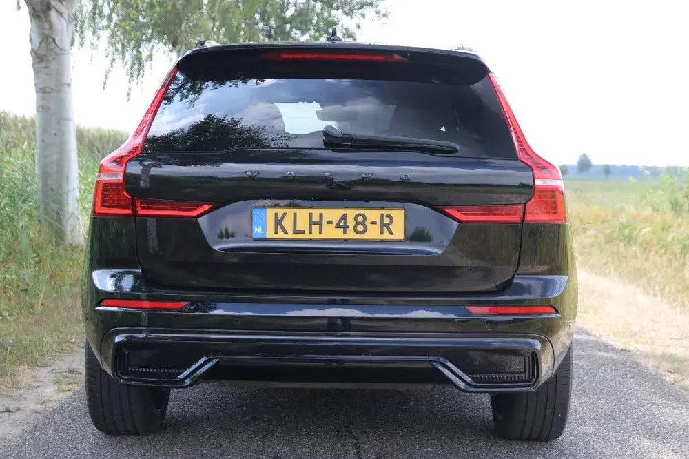 Volvo XC60 T6 Plug-in hybrid AWD Long Range uit 2022, foto 10