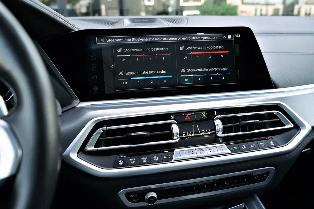 BMW X5 xDrive45e M-sport Dravit Bowers&Wilkins 4 uit 2022, foto 15