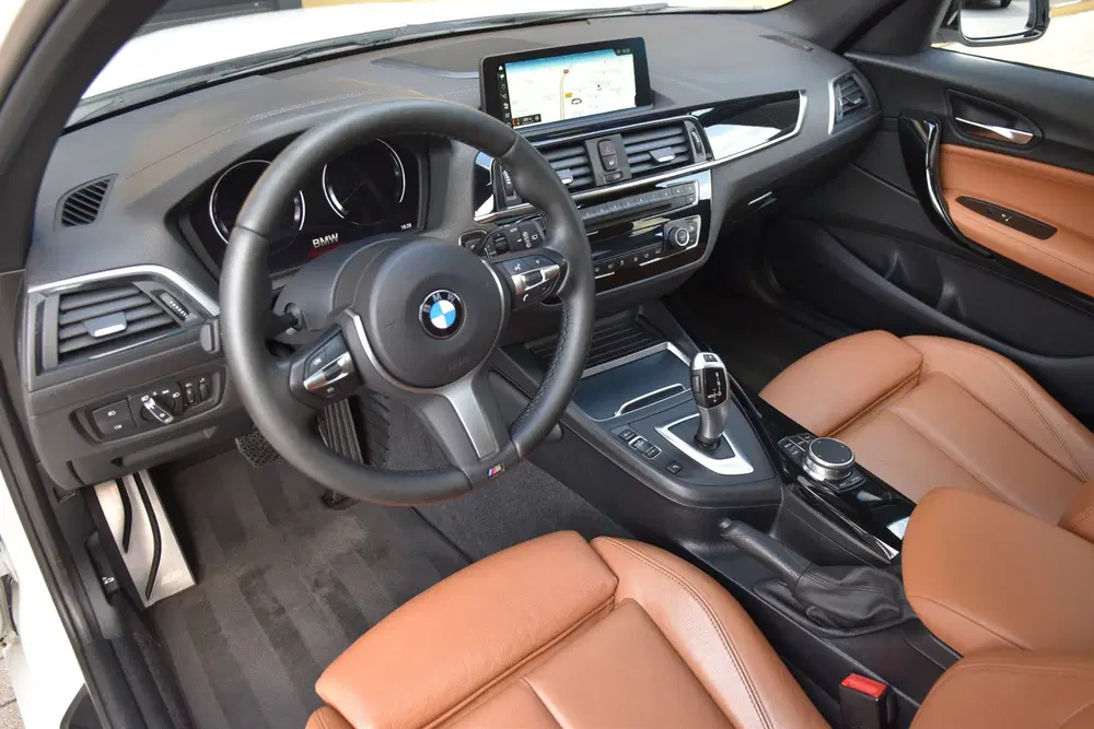 BMW 1-serie 118i Edition M Sport Shadow High Executive uit 2019, foto 10