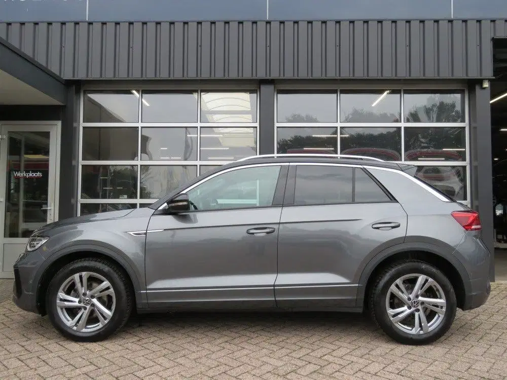 Volkswagen T-Roc 1.5 TSI 150pk DSG-aut. R-LINE uit 2025, foto 3