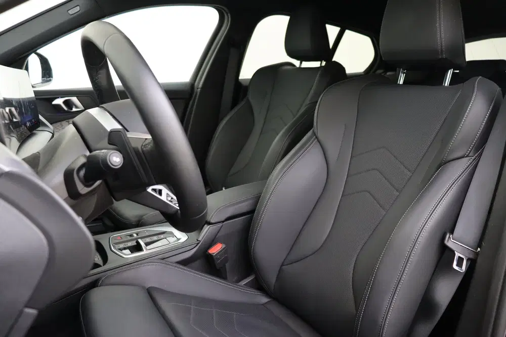 BMW 1-serie 120 M Sport Automaat uit 2025, foto 8