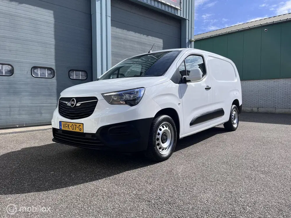 Opel Combo Combo 1.5D LANGE uitvoering Edition one uit 2020, foto 3