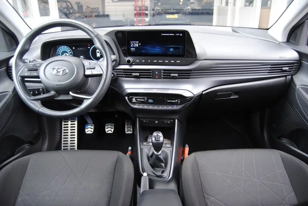 Hyundai BAYON 1.0 T-GDI Premium (bj 2022) uit 2022, foto 3