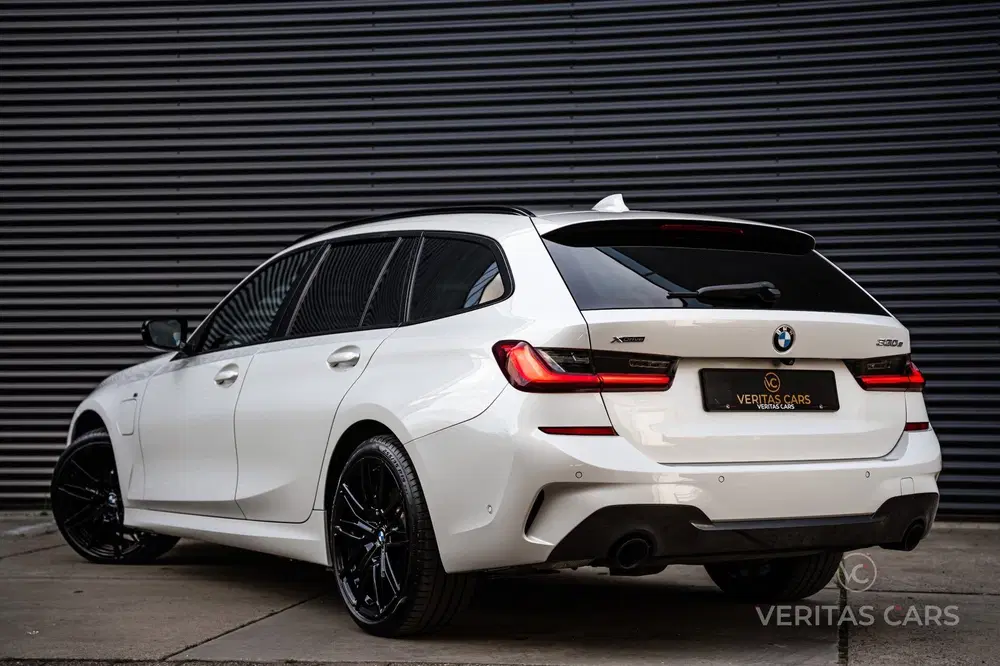 BMW 3-serie 330e xDrive 292PK uit 2020, foto 5