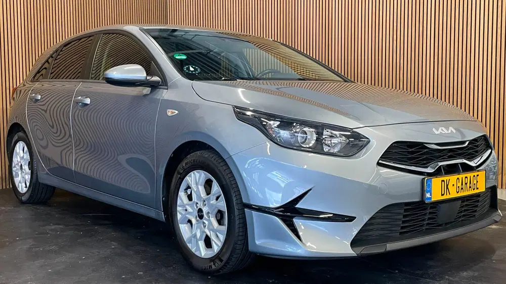 Kia Ceed 1.0 T-GDi DynamicLine uit 2023, foto 15