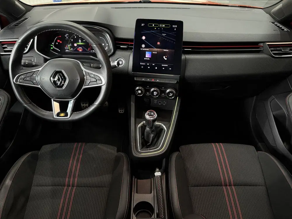 Renault Clio 1.0 TCe 100pk R.S. Line uit 2019, foto 2