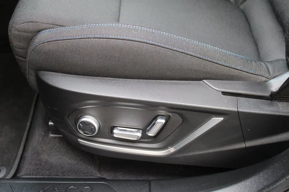 Lynk & Co 01 1.5 PHEV 262PK 360 Camera Carplay NAP BTW uit 2023, foto 8