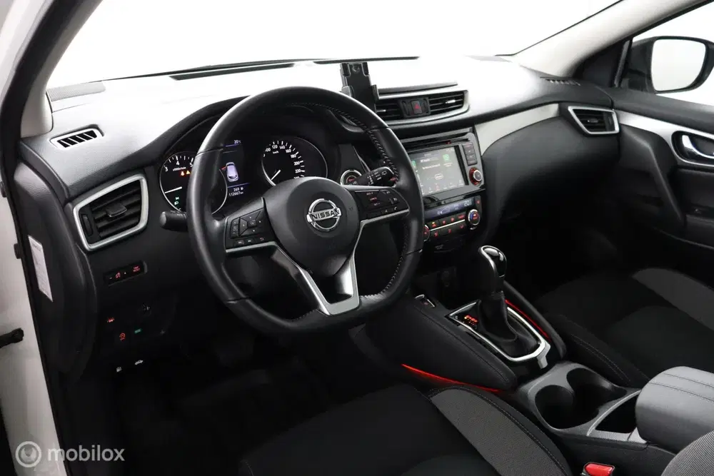 Nissan Qashqai 1.3 DIG-T N-Connecta PANO DAK uit 2019, foto 8