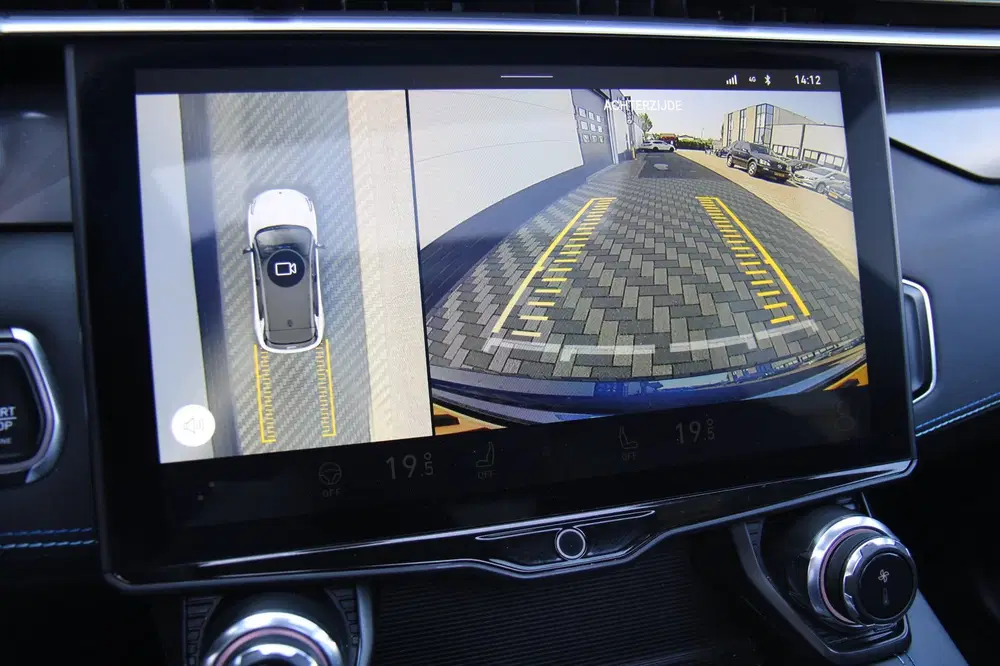Lynk & Co 01 1.5 PHEV 262PK Zwarte Hemel 360 Camera NAP uit 2024, foto 12