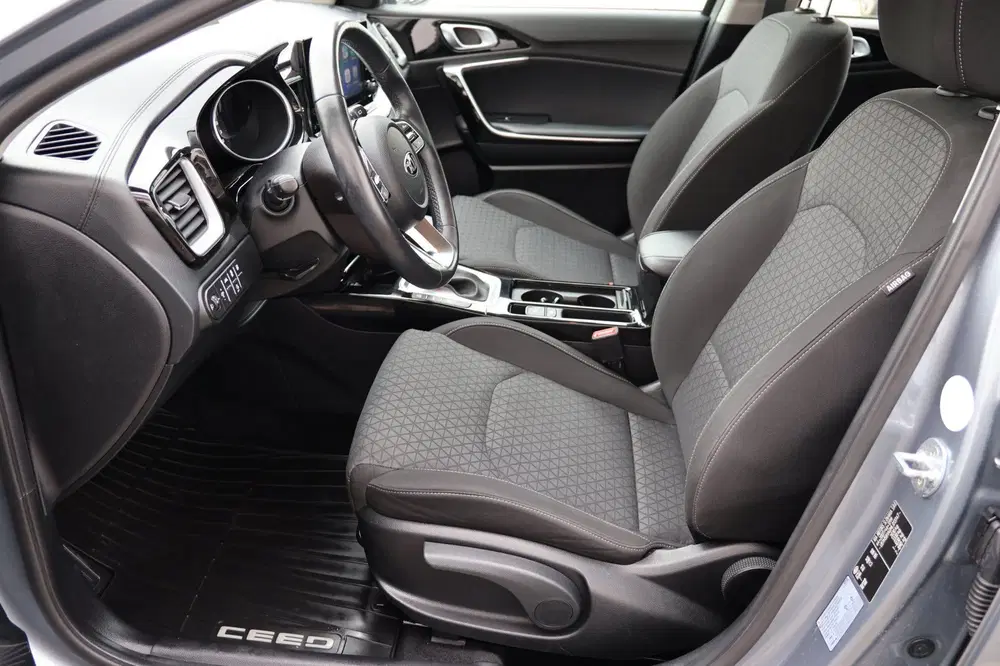 Kia Ceed 1.6 GDI PHEV Carplay Camera Keyless BTW uit 2021, foto 7