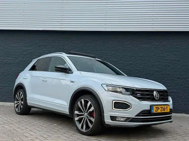 Volkswagen T-Roc 1.5 TSI Sport Business R-LINE uit 2019, foto 13